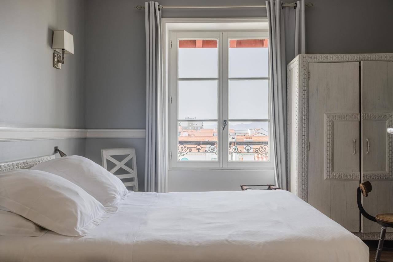 Hotel Saint Julien Биариц Екстериор снимка