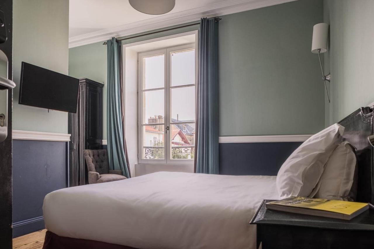 Hotel Saint Julien Биариц Екстериор снимка